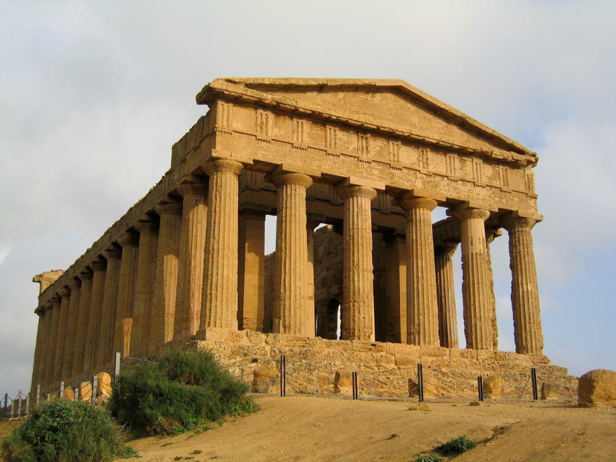 Frontemare Agrigento Exterior foto